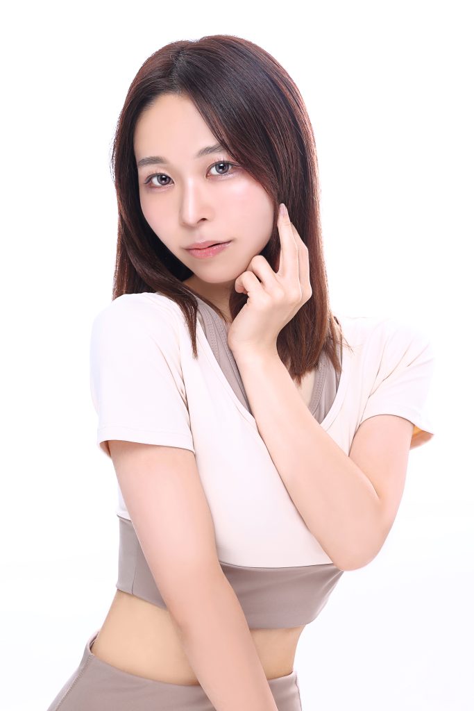 タイガージム　パーソナルトレーナー　LUNA　るな　プロフィール画像